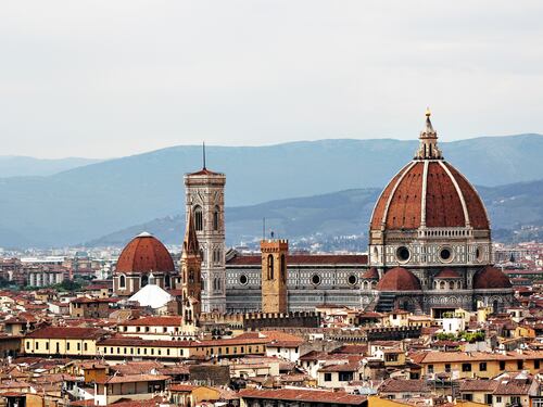 Firenze e il portafortuna delle api che non si possono contare