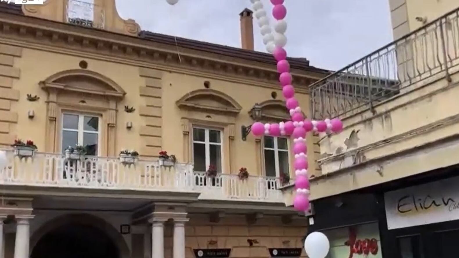 Giulia, il dramma della bambina sbranata dal pitbull: "Morta da mezz'ora"