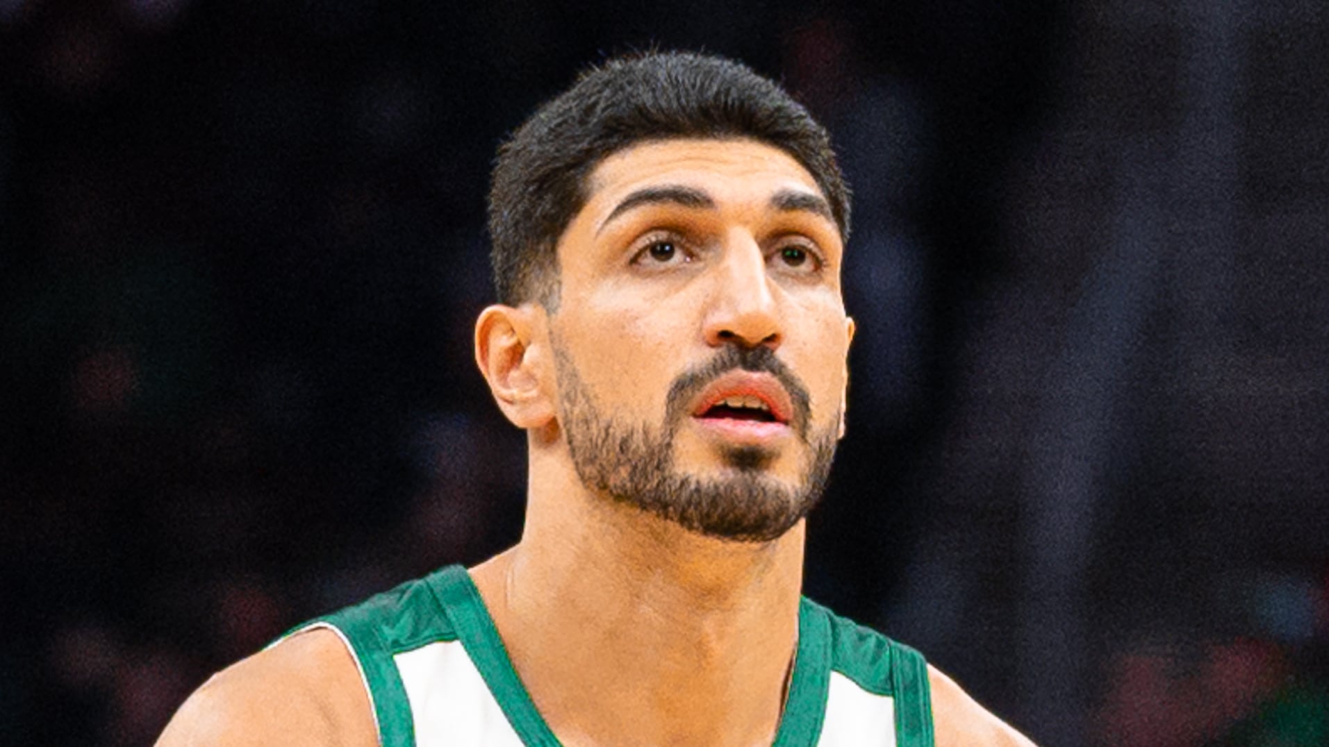 Le critiche alla Cina, la cacciata dall'Nba. E la Turchia ha messo una taglia su di lui