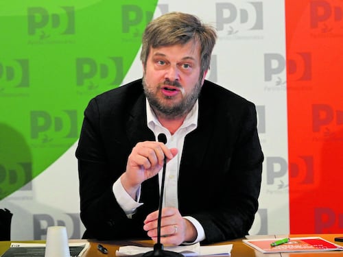 Sindaco, “ammucchiata” a sinistra