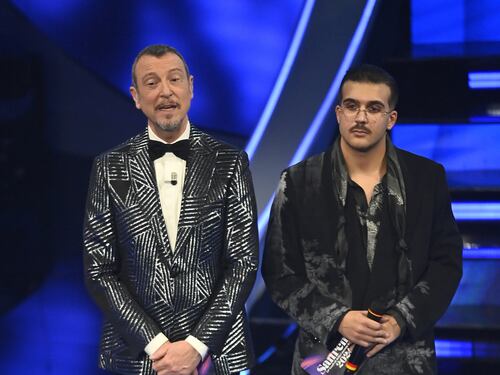 Sanremo 2024: ecco il look della terza serata del Festival di Geolier