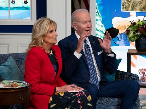 Mosca vieta ingresso a moglie e figlia di Biden: "Sono russofobiche"