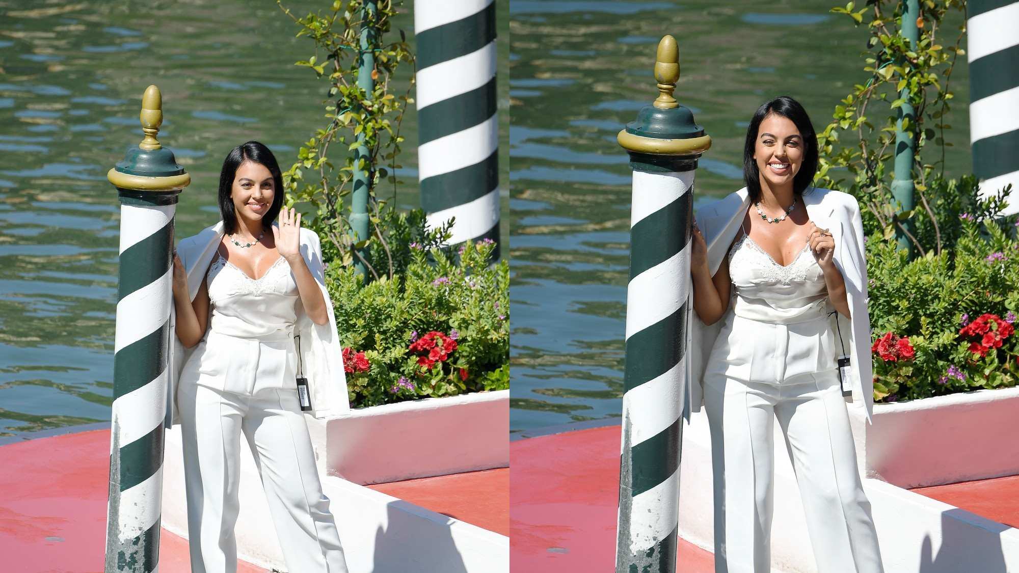 La gaffe di Georgina Rodriguez. A Venezia sfila con il cartellino attaccato all'abito