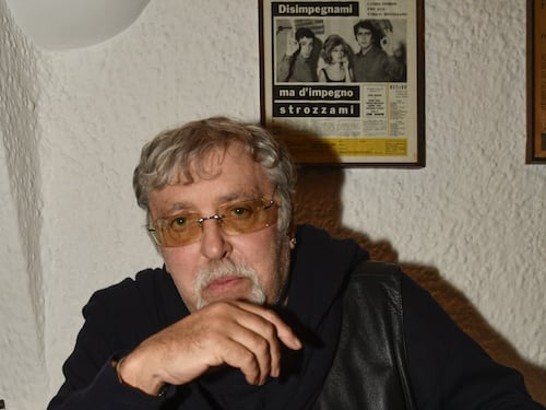 Maurizio Mattioli, affisso un necrologio con la sua foto: "È la quarta volta che mi dichiarano morto, ho denunciato tutto"