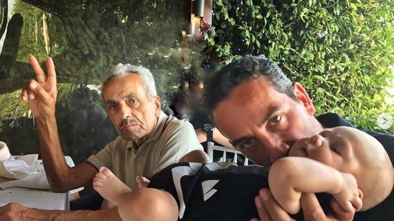 Grave lutto per la Iena Matteo Viviani: morto il padre