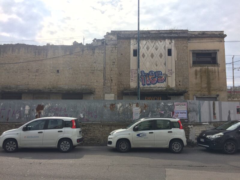 Napoli, nel rione de L'Amica Geniale degrado e disservizi 2