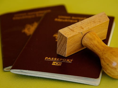 Effetto Brexit a Londra, è boom di passaporti italiani. E il consolato va nel caos
