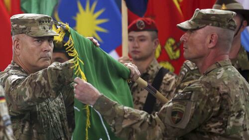 Kabul, la Nato dà l'addio all'Afghanistan 4