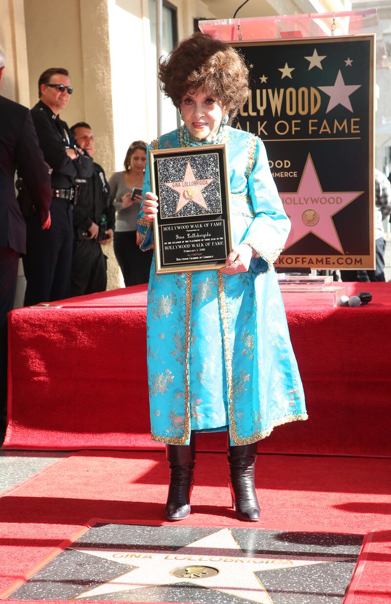 Gina Lollobrigida all' Hollywood Walk of Frame
