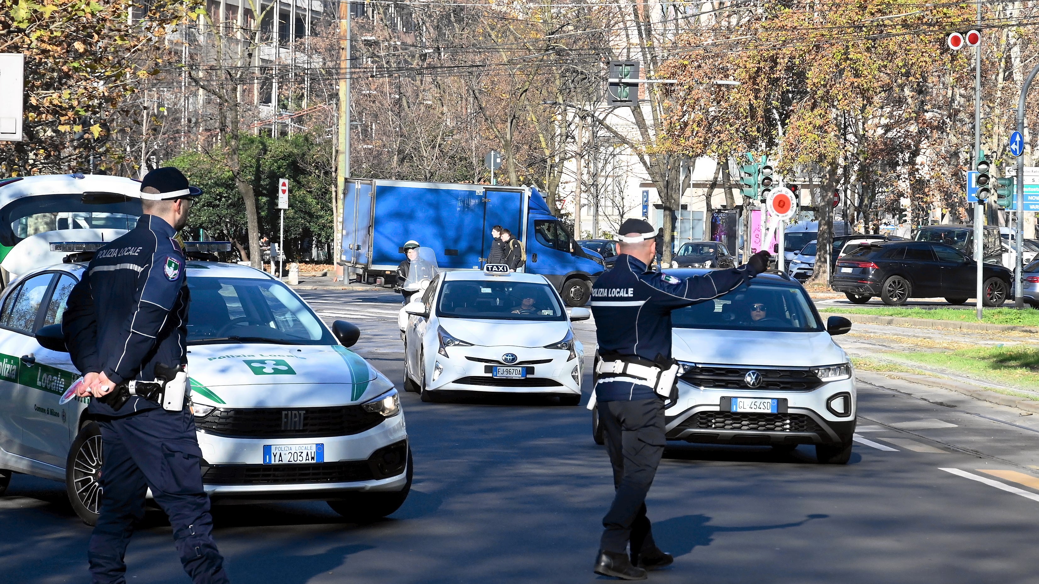 Dall'assicurazione alla revisione: tutte le irregolarità a cui può risalire il Ced