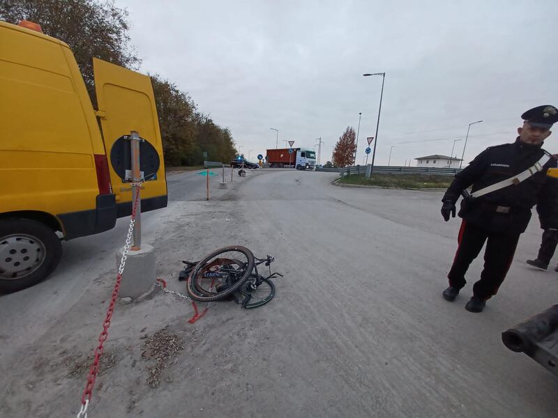 La bici distrutta di Rebellin 2