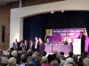 "Odio l'Unione Europea": il comizio di Farage 17