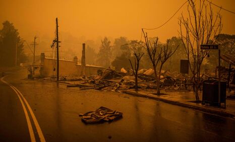 L'Australia devastata dagli incendi 8