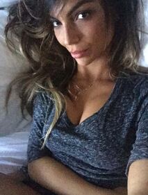 Sotto il vestito niente: Sarah Nile hot su Instagram 7