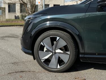 Nissan Ariya 4WD: guarda la gallery del crossover elettrico giapponese 6