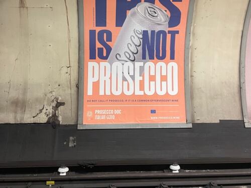"This is not Prosecco". Italia e Regno Unito si scontrano sul vino: ecco perché