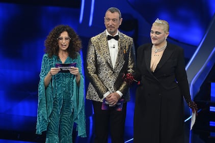 Sanremo 2024: ecco il look della terza serata del Festival da BigMama 2