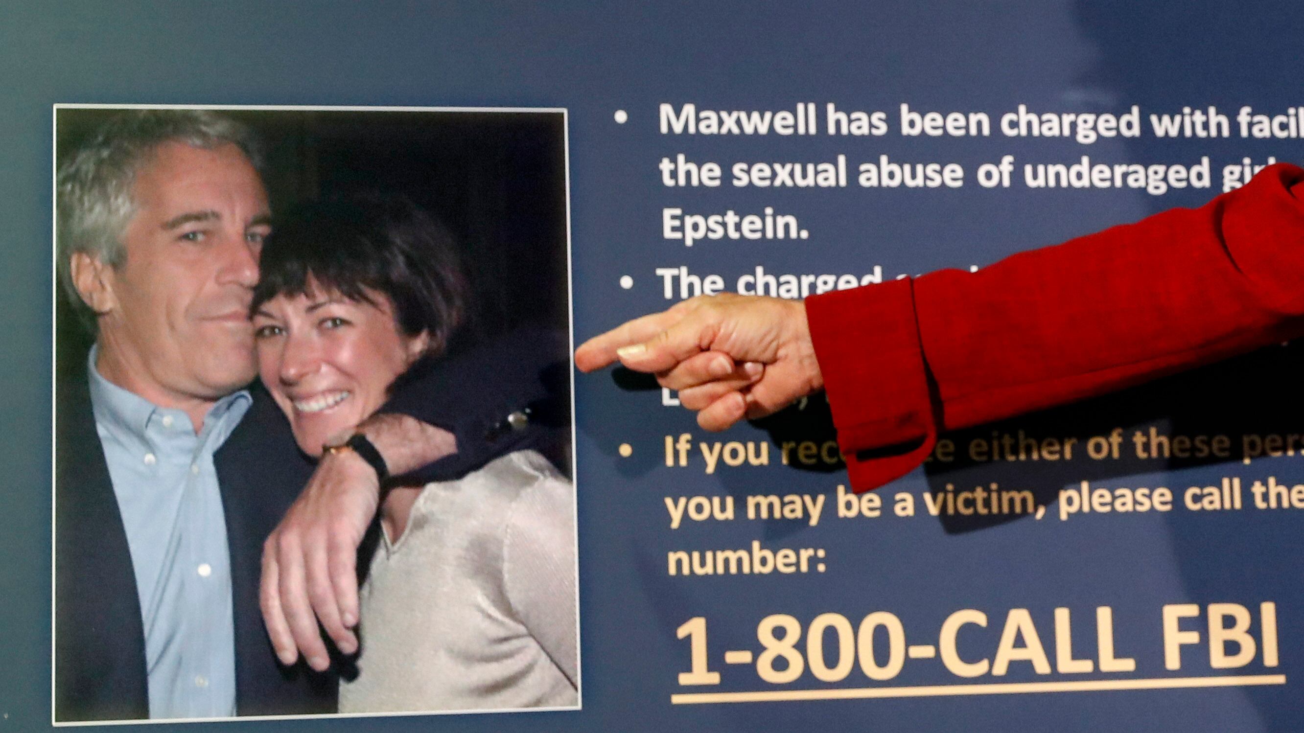 "Avevo solo 15 anni, anche lei abusò di me". Le accuse a Ghislaine Maxwell