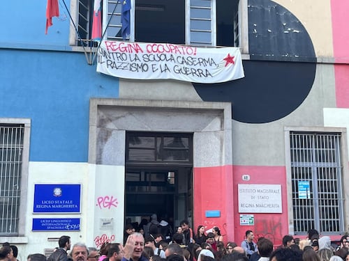 Occupazioni e slogan: nei licei di Torino la sinistra antagonista mette tutto nello stesso calderone