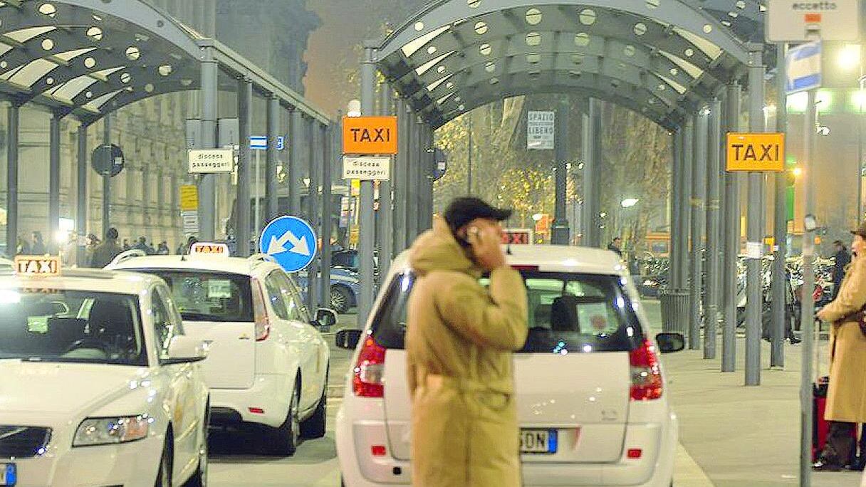 Dai voli al prezzo di un caffè Milano a portata di telefonino