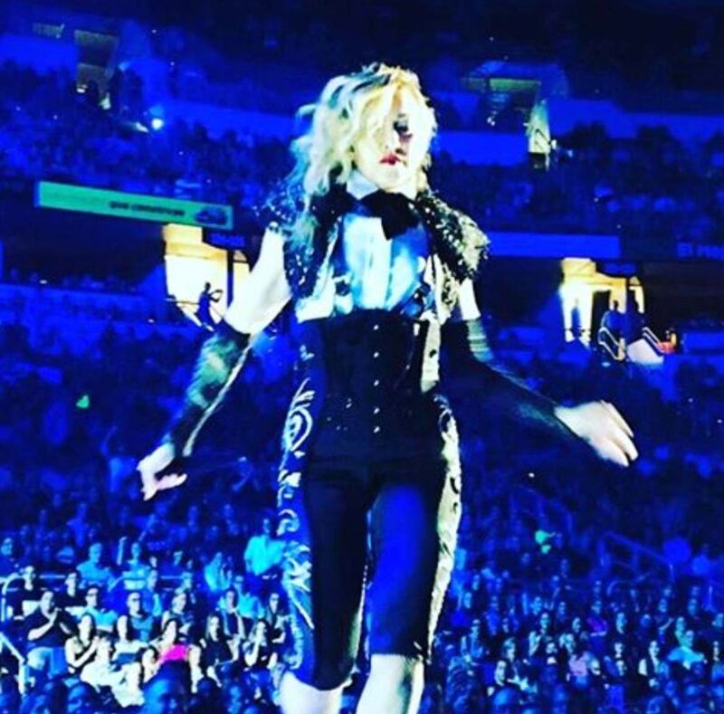 Madonna vs Paola Barale, foto 5