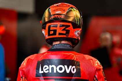 Bagnaia trionfa a Valencia e si conferma sul tetto del mondo 7