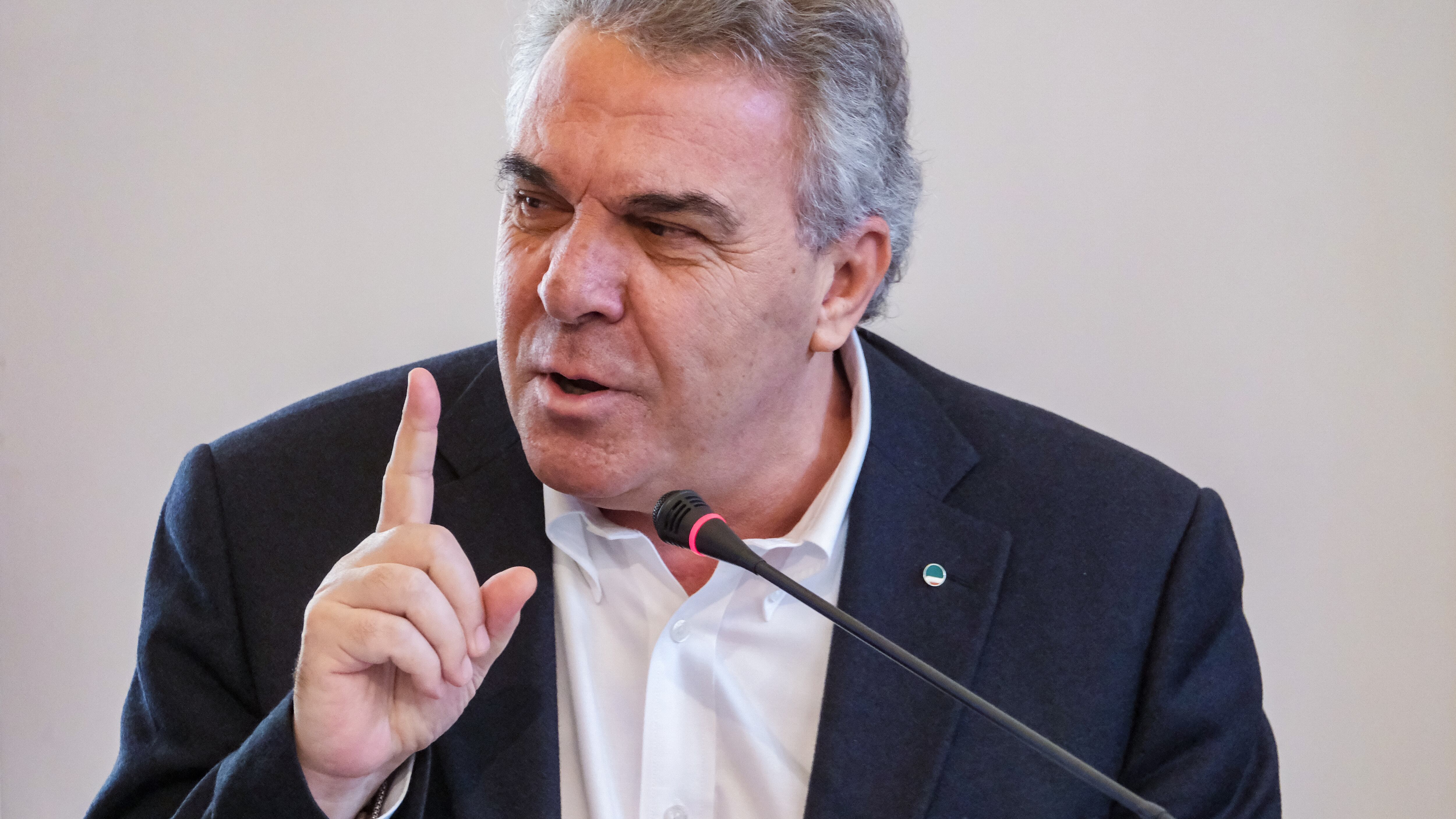 Luigi Sbarra a gennaio lascia la guida della Cisl