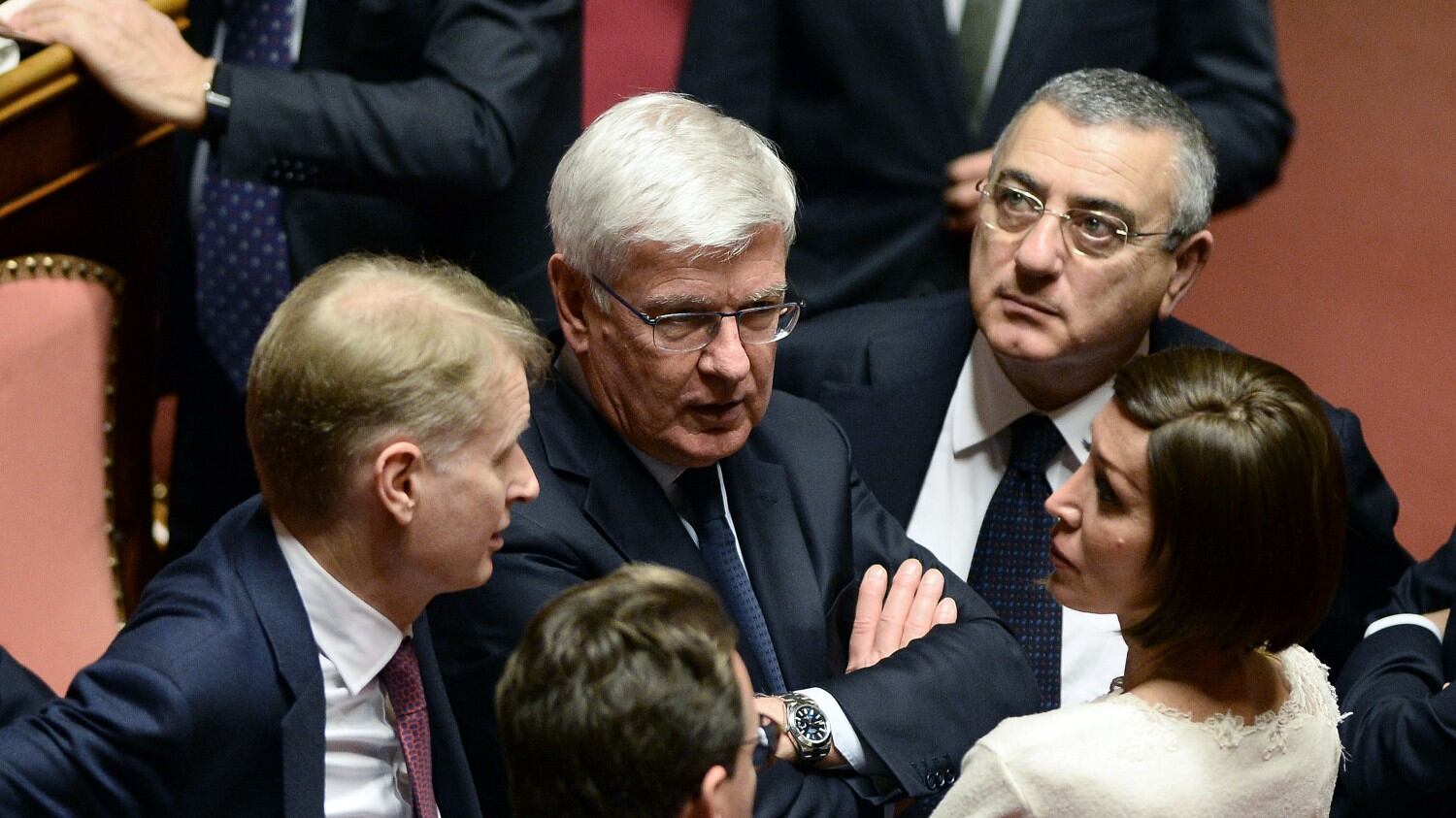 Forza Italia: "Con questa manovra l'Italia in un vicolo cieco"