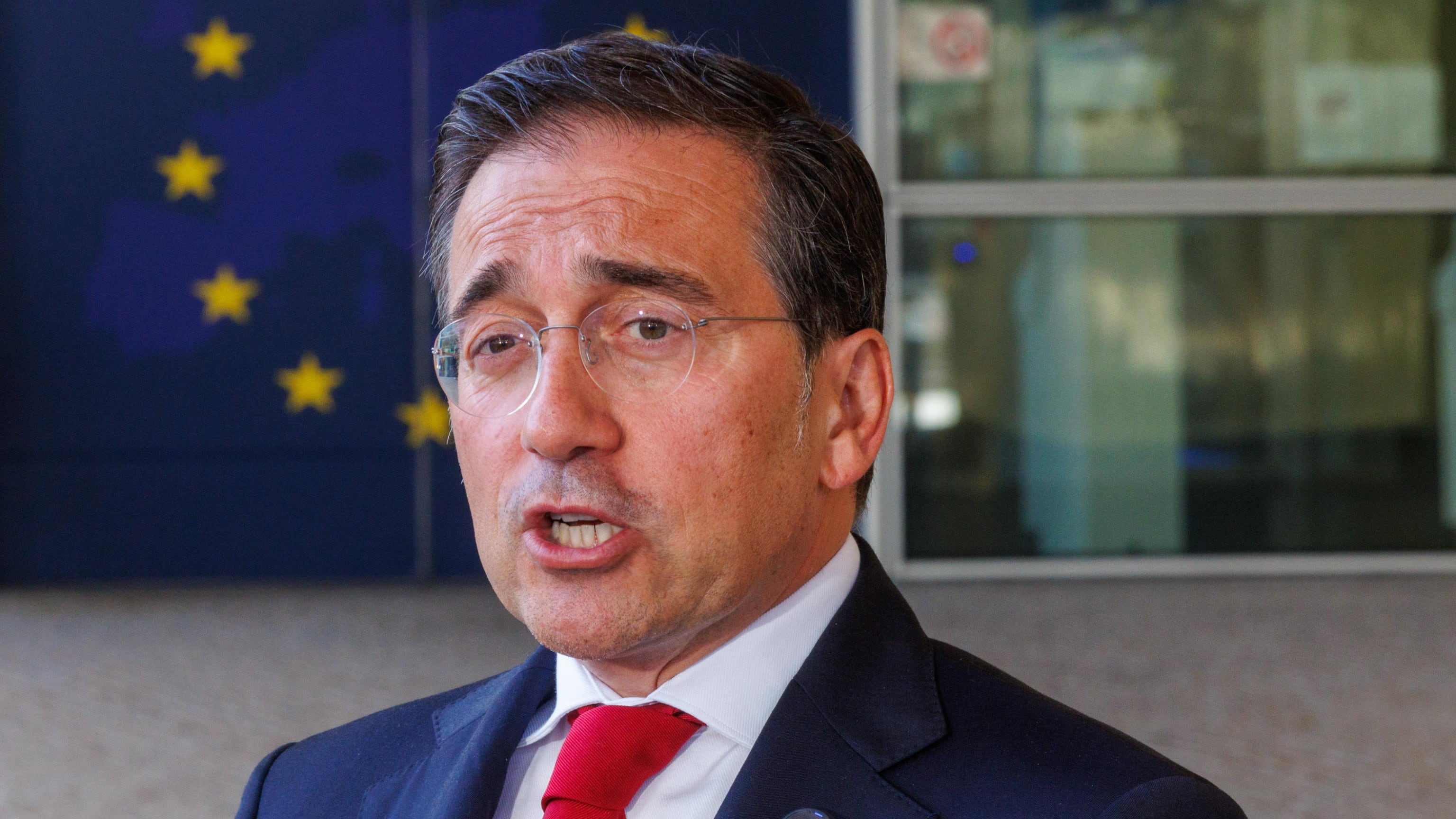 Ministro Albares