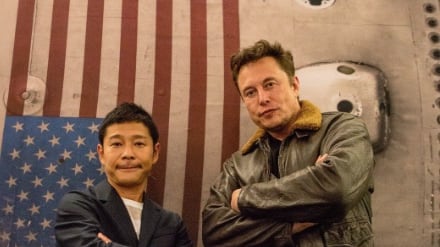 Space X, un miliardario giapponese ha comprato il biglietto per la Luna