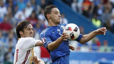 Milan, visto che De Sciglio? Juventus e Napoli in agguato