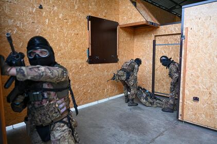 Formazione ed istruzione all'Accademi Militare di Modena 7