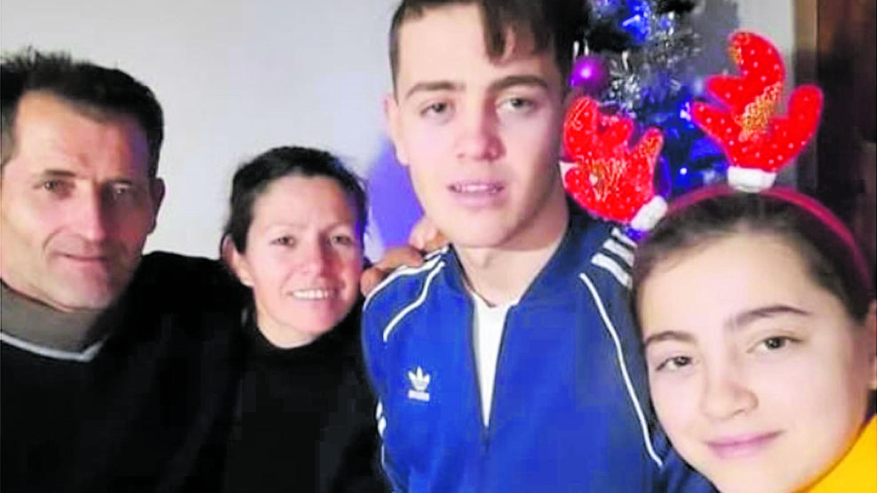 Strage del monossido. Genitori e i due figli trovati morti in casa: "Vivevano lì da poco"