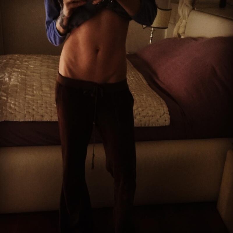Nina Moric, le foto più sexy su Instagram 18