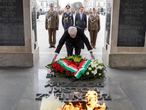 L'assist di Mattarella. "Regole preistoriche, l'Europa sia più attiva". Ma il Colle resta freddo sul decreto Cutro