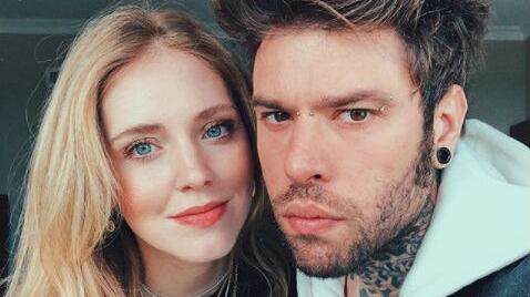 I pro-life zittiscono Fedez: “È troppo ricco, non capisce”