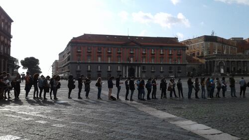 Napoli, tutti in fila per Alessandro Maria 3