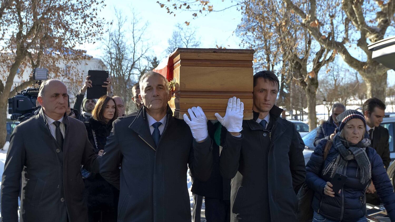 Il re riposa a Vicoforte L'ira degli ebrei italiani: "È un fatto inquietante"
