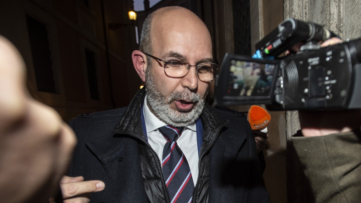 La "fase 2" scatena la rissa nel M5S. "Ma Conte non si tocca"