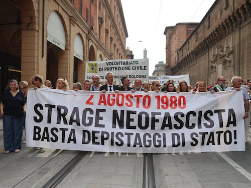 Ora per la strage di Bologna la sinistra tira in ballo il governo
