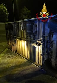 L'incidente a Eraclea (Venezia): le immagini del trenino ribaltato 3
