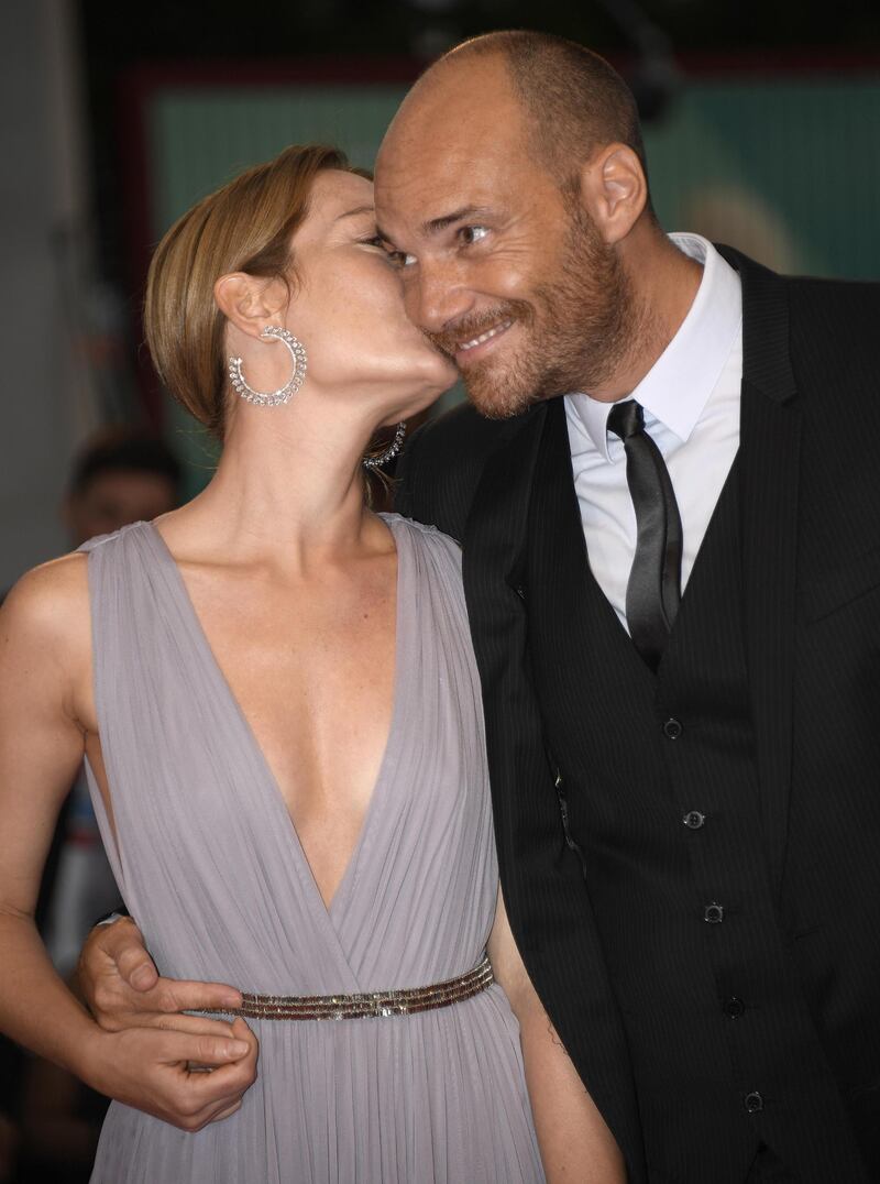Cristiana Capotondi e Andrea Pezzi sul red carpet della Mostra di Venezia (2019)