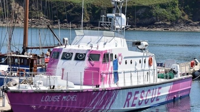 "Un morto a bordo, aprite i porti". E riparte l'assalto delle Ong