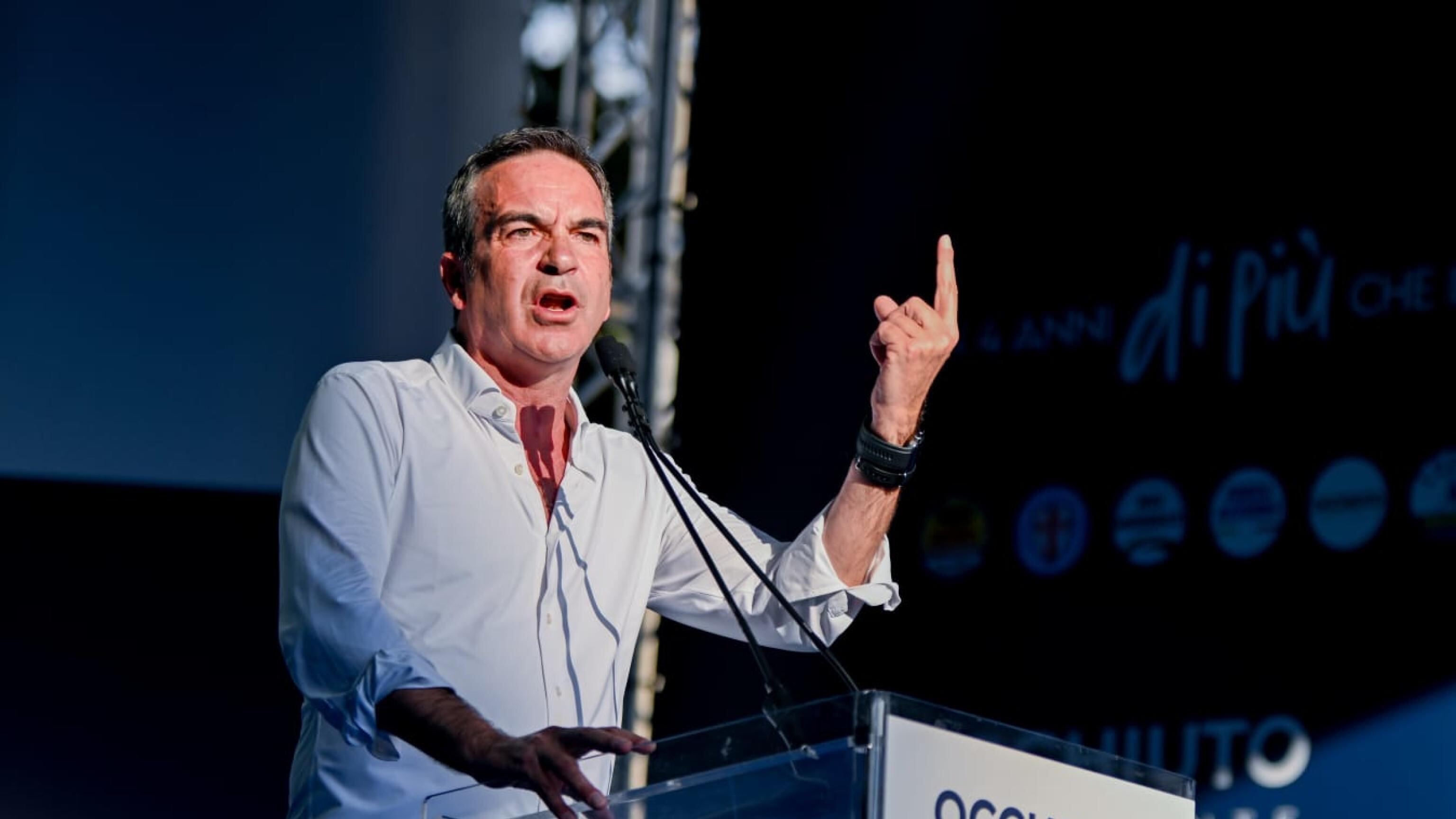Occhiuto, il presidente "operaio": "Sono testardo, l’ospedale di Vibo si farà"