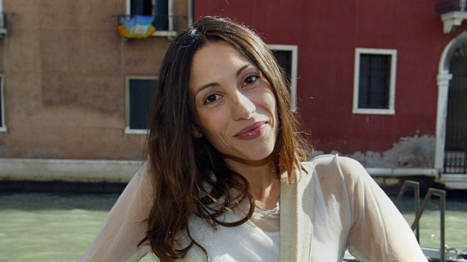 "Mi racconto la vita come una fiaba paurosa ma con un lato comico"