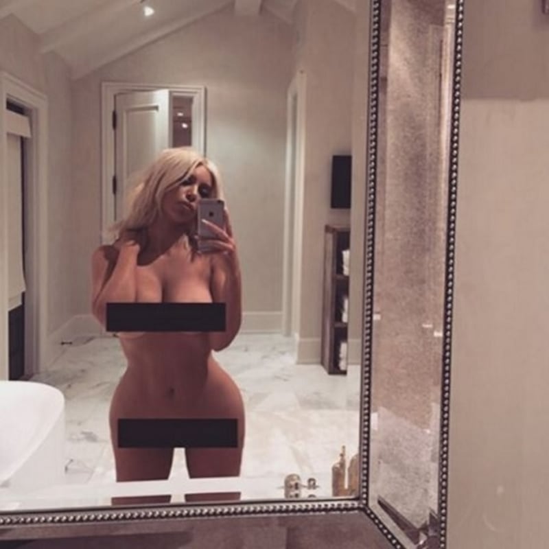 Kim Kardashian nuda su Instagram: foto 1