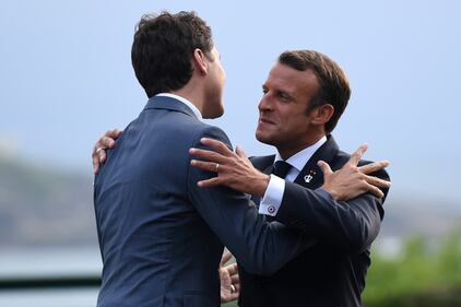 Il G7 "al bacio" 6