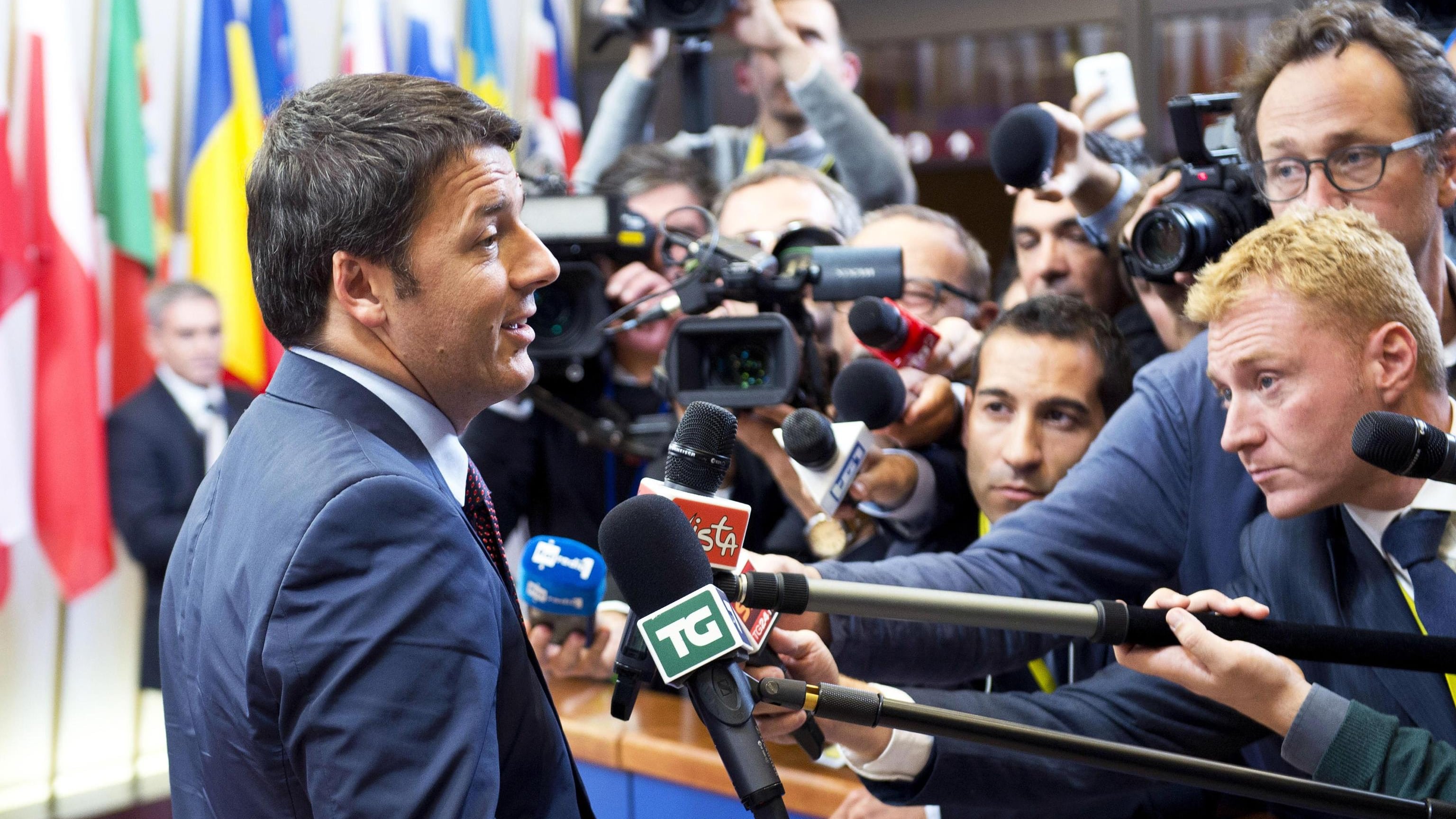 Renzi: "I cittadini non si preoccupino per la lettera dell'Ue"