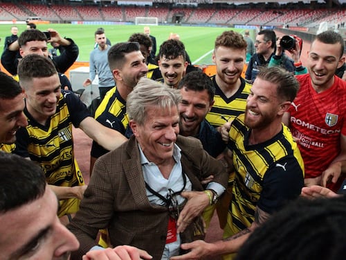 Pioggia di soldi sulla. A Parma c'è, Como quasi...