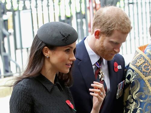 Meghan Markle, nozze tra Whitney Houston e i pianti per l'abito